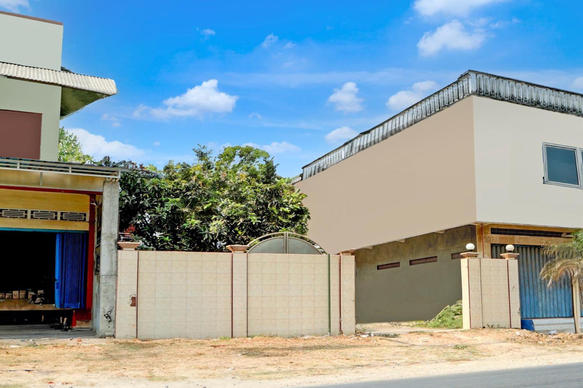 Oyo Life 93083 Nova Jaya 3 Homestay Syariah Lamongan Екстериор снимка